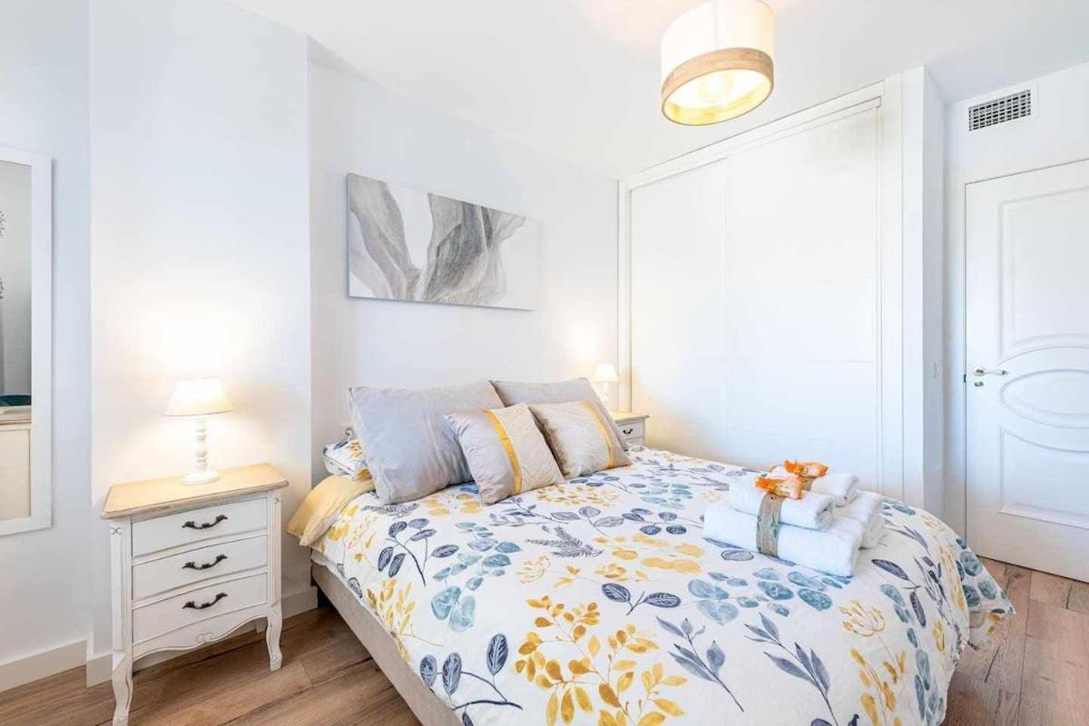 797 Holiday Rentals - Lujoso Apartamento En Arroyo Con Piscina Benalmádena Exteriér fotografie